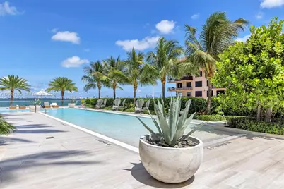 2900 NE 7th Ave #402, Miami, FL 33137 - Photo 2