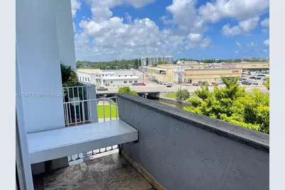 7801 NE 4th Ct #514, Miami, FL 33138 - Photo 38