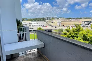 7801 NE 4th Ct, Miami, FL 33138 - Photo 38