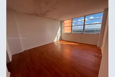 1351 NE Miami Gardens Dr #1625E, Miami, FL 33179 - Photo 2
