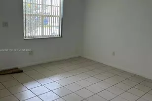 1923 SW 99th Terrace, Miramar, FL 33025 - Photo 4