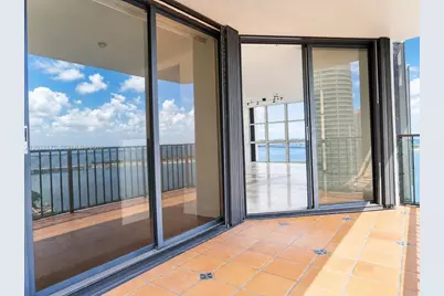 1925 Brickell Ave #D-1808, Miami, FL 33129 - Photo 18