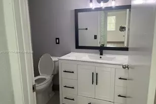 8215 Lake Dr, Doral, FL 33166 - Photo 10