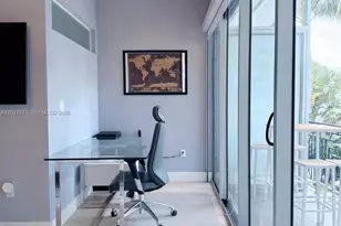 2135 Washington Ct, Miami Beach, FL 33139 - Photo 10