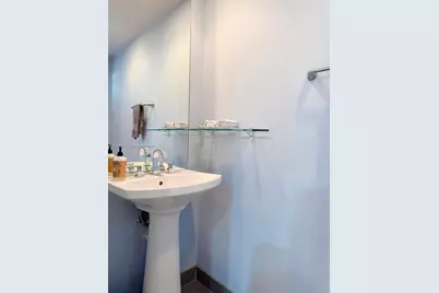 2135 Washington Ct #7, Miami Beach, FL 33139 - Photo 8