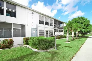 111 Tilford F, Deerfield Beach, FL 33442 - Photo 2