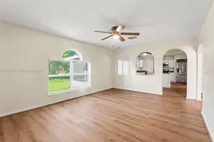 945 Gateshead, Kissimmee, FL 34758 - Photo 6