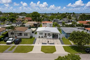 6748 SW 38th St, Miami, FL 33155 - Photo 4
