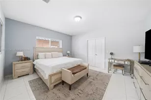 8883 NW 176th St, Hialeah, FL 33018 - Photo 16