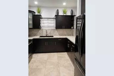 2221 NW 57th St, Miami, FL 33142 - Photo 6