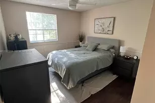 300 Cameron Dr, Weston, FL 33326 - Photo 32