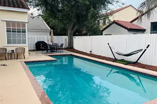 300 Cameron Dr, Weston, FL 33326 - Photo 26