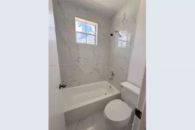 300 Cameron Dr, Weston, FL 33326 - Photo 34