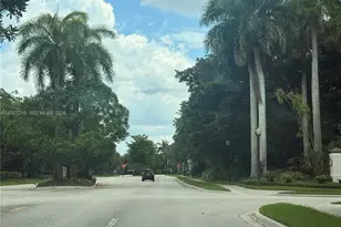 300 Cameron Dr, Weston, FL 33326 - Photo 42
