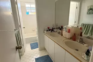 300 Cameron Dr, Weston, FL 33326 - Photo 18