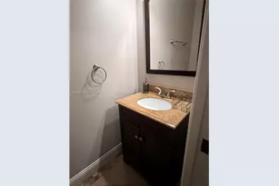 300 Cameron Dr, Weston, FL 33326 - Photo 38