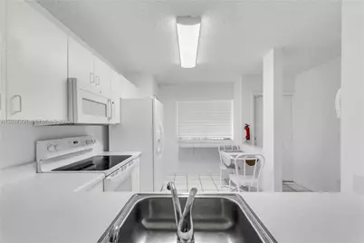 9511 Weldon Cir #G308, Tamarac, FL 33321 - Photo 12