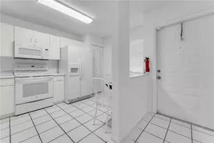 9511 Weldon Circle, Tamarac, FL 33321 - Photo 4