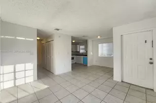18772 SW 100th Ave, Cutler Bay, FL 33157 - Photo 6