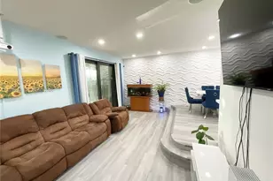 1502 NW 90th Way, Pembroke Pines, FL 33024 - Photo 16