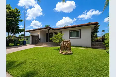 1101 NE 2nd St, Hallandale Beach, FL 33009 - Photo 2