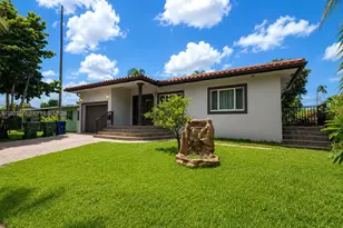 1101 NE 2nd St, Hallandale Beach, FL 33009 - Photo 2
