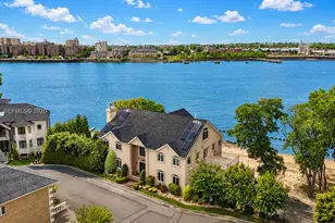 30 Aviva Ct, New York, NY 10307 - Photo 4