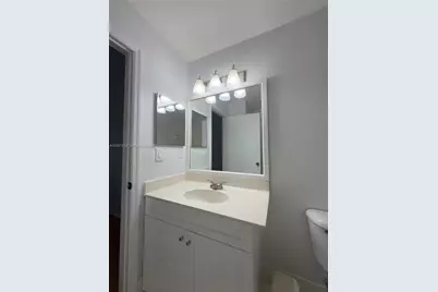 995 NE 34th Ave #201, Homestead, FL 33033 - Photo 20