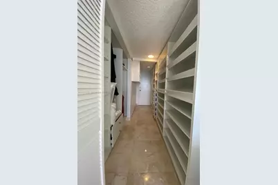 11111 Biscayne Blvd #8F, Miami, FL 33181 - Photo 14
