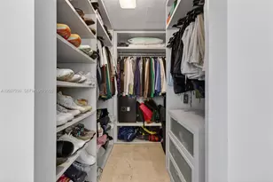 88 SW 7th St, Miami, FL 33130 - Photo 14