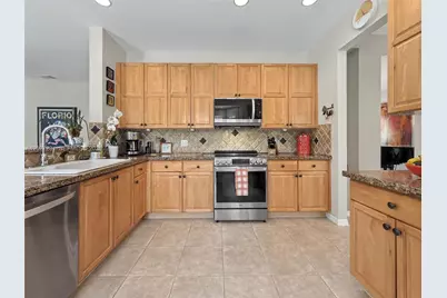 1532 NW 133rd Ave, Pembroke Pines, FL 33028 - Photo 28