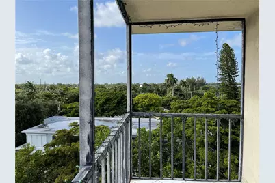 12590 NE 16th Ave #610, North Miami, FL 33161 - Photo 34