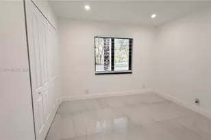 36 Chestnut Cir, Cooper City, FL 33026 - Photo 12