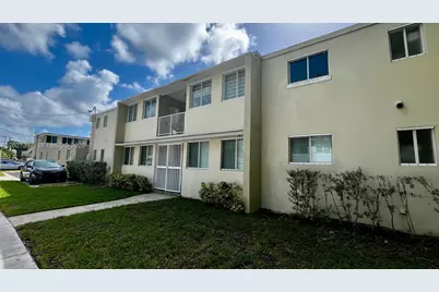 1025 SW 7th Ave #5, Miami, FL 33130 - Photo 2