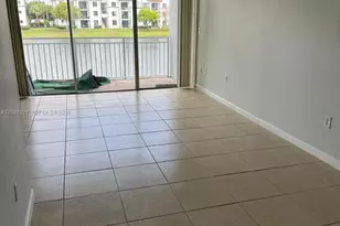 9373 Fontainebleau Blvd, Miami, FL 33172 - Photo 2