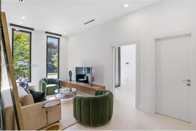 4354 Alton Rd, Miami Beach, FL 33140 - Photo 16