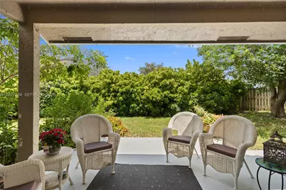 14641 Kirsten Ct, Davie, FL 33325 - Photo 32