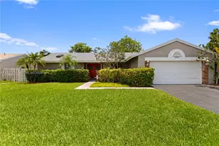 14641 Kirsten Ct, Davie, FL 33325 - Photo 2