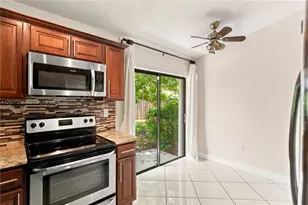 14641 Kirsten Ct, Davie, FL 33325 - Photo 26