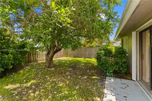 14641 Kirsten Ct, Davie, FL 33325 - Photo 28