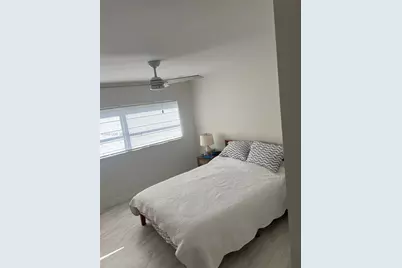 1000 NE 14th Ave #408, Hallandale Beach, FL 33009 - Photo 12