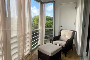 1000 NE 14th Ave, Hallandale Beach, FL 33009 - Photo 18