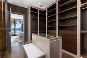 16470 NE 30th Ave, North Miami Beach, FL 33160 - Photo 28