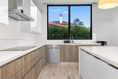 16470 NE 30th Ave, North Miami Beach, FL 33160 - Photo 16