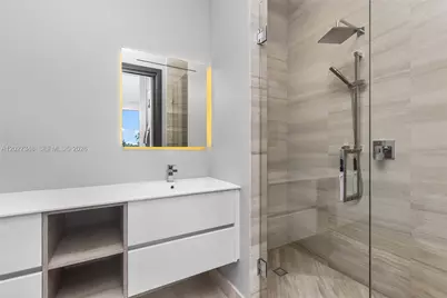 16470 NE 30th Ave, North Miami Beach, FL 33160 - Photo 34