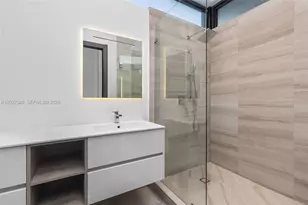 16470 NE 30th Ave, North Miami Beach, FL 33160 - Photo 38