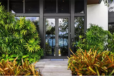 16470 NE 30th Ave, North Miami Beach, FL 33160 - Photo 6