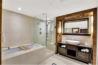 6801 Collins Ave #806, Miami Beach, FL 33141 - Photo 16