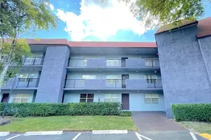 8450 Lagos De Campo Blvd, Tamarac, FL 33321 - Photo 14