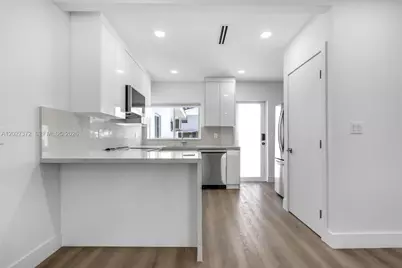 2814 SW 26th St #2810, Miami, FL 33133 - Photo 6
